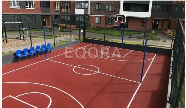 Бесшовное покрытие из резиновой крошки для баскетбольной площадки в Лебяжьем
